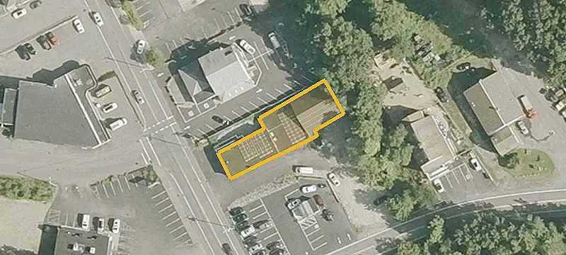 Flex Space with Covered Yard