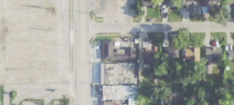 14-Unit Apartment Building
