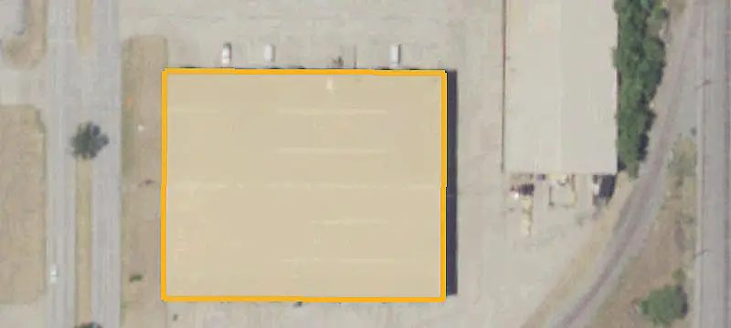Front-Load Warehouse Space