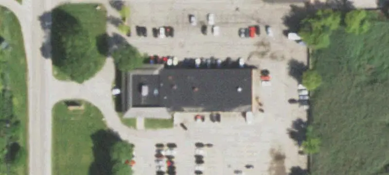 Automotive Showroom with Parking