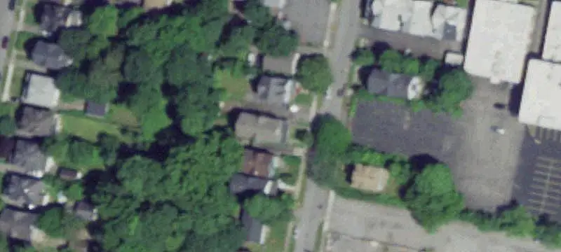 Duplex with Vacant Upper Unit