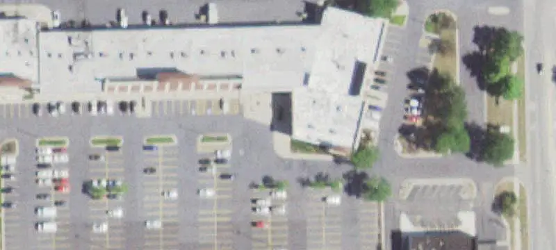 Multi-Tenant Shopping Center
