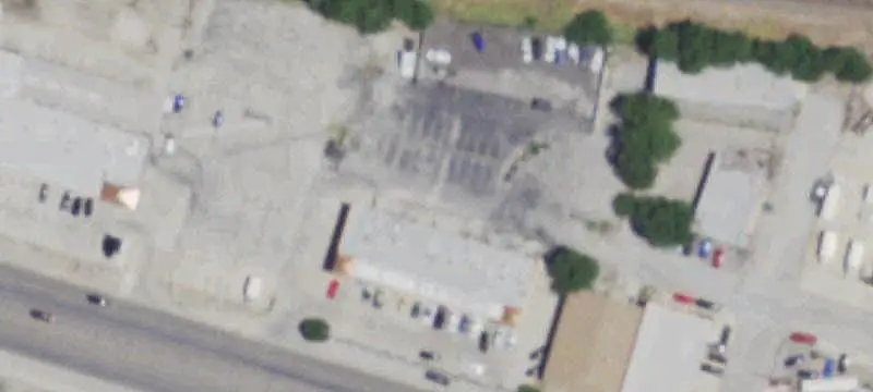 Retail End-Cap Space