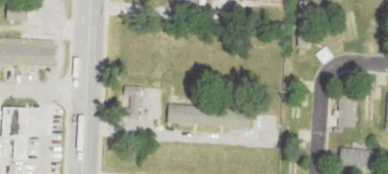 10-Unit Apartment Building