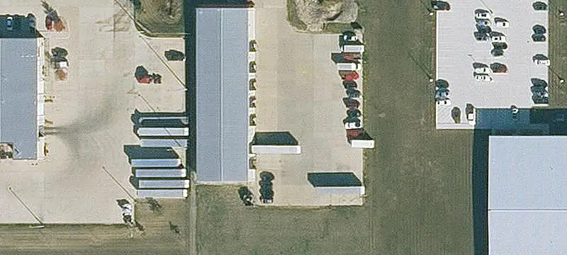Clear-Span Warehouse with Loading Access