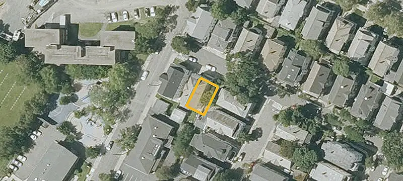 Two-Family Duplex with Expansion Potential