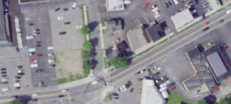 Three-Unit Triplex with Corner Lot