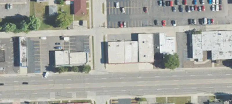 Retail Space in Five-Unit Center
