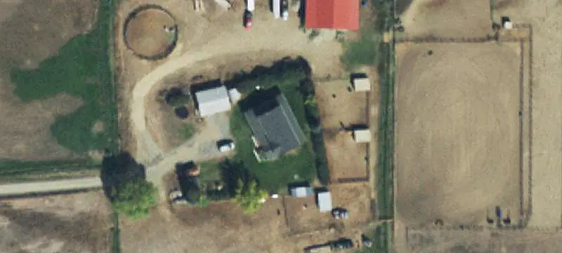Equestrian Property With Riding Arena