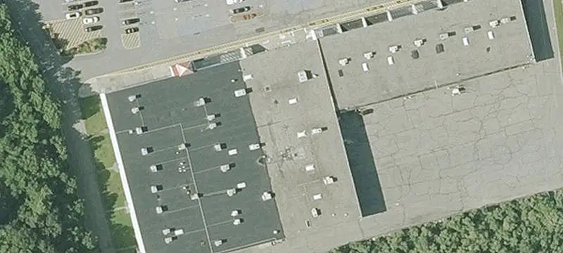 Retail Space with Plaza Access