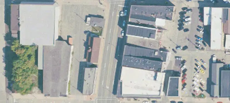 Mixed-Use Property With Apartment
