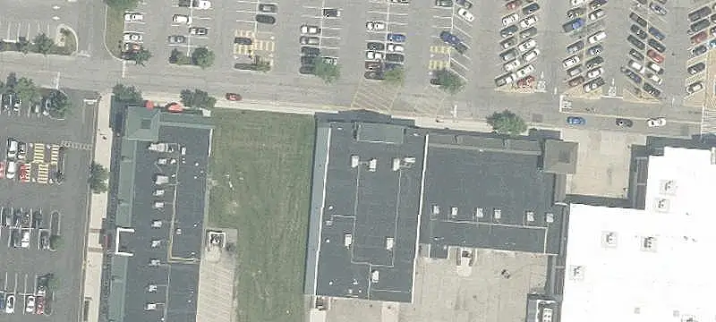 Anchored Shopping Center Space
