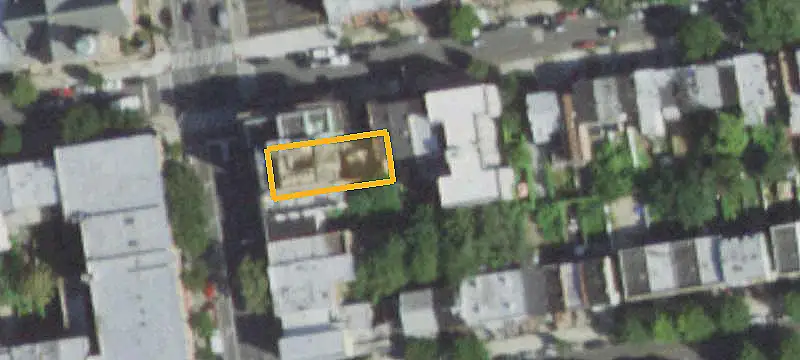 Renovated Duplex with Private Garden