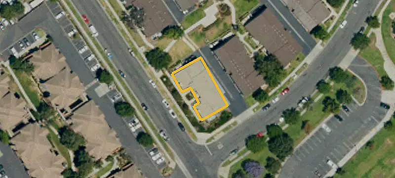 Updated Fourplex with Garages