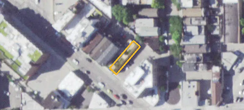 Furnished Mixed-Use Building with Loft