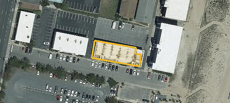 Ocean-Exposure Residential Income Property