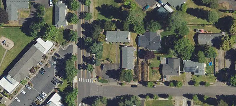 Single-Level Fourplex