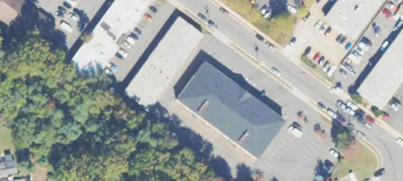 Office-Flex Building with Roll-Up Doors