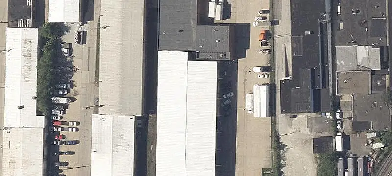 Flexible Warehouse Space with Bay Door