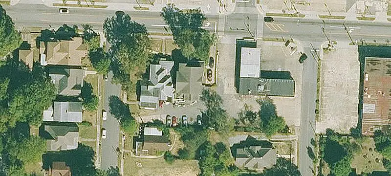 Two-Building Restaurant Property