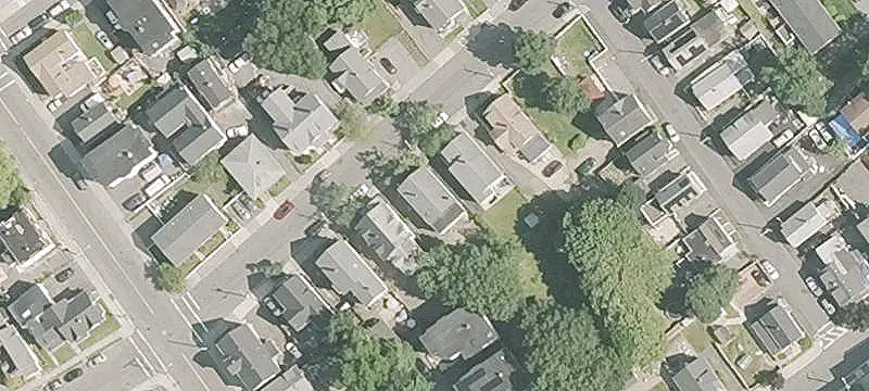 Three-Story Triplex with Separate Utilities