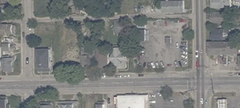 Commercial Land with Building