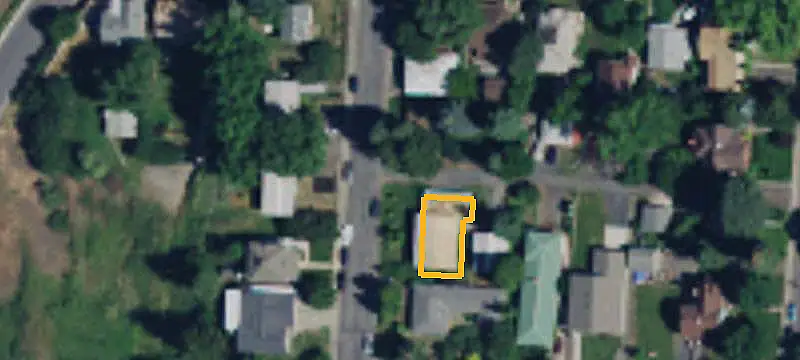 Two-Unit Duplex with Daylight Basement