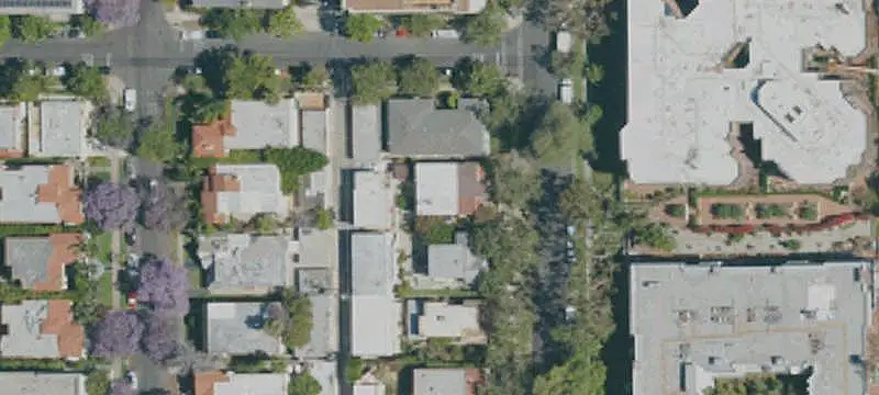 Upgraded Quadplex with Courtyard