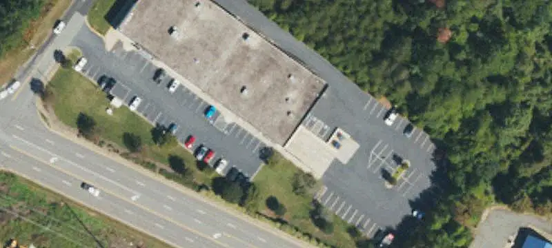 Flexible Retail Showroom with Offices