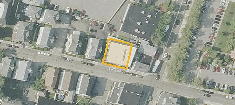 10-Unit Apartment Building