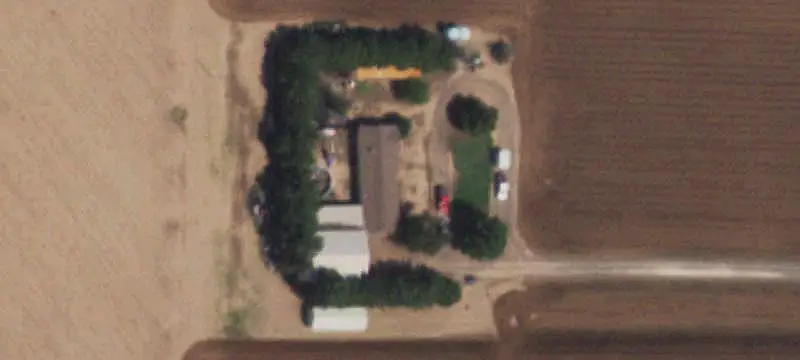 Flex Space with Fenced Yard
