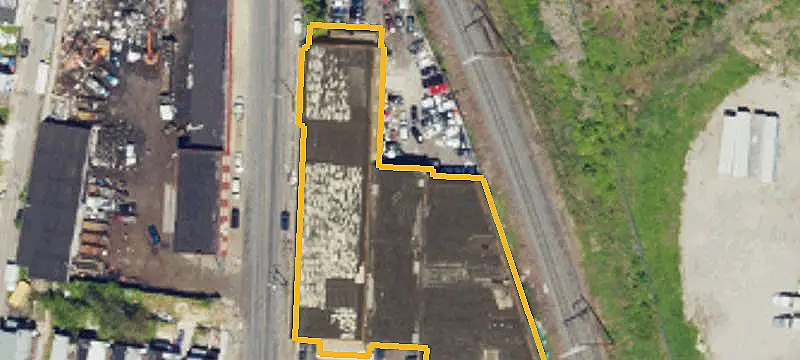Single-Tenant Industrial Building