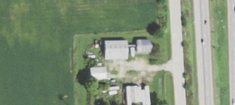 Commercial Land With Three Buildings