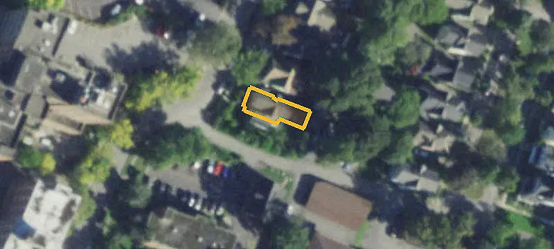 Vacant Duplex with Private Yard