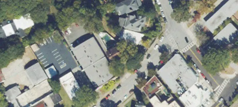 Ground-Level Mixed-Use Suite