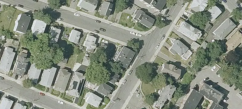 Apartment Building with Duplex Units