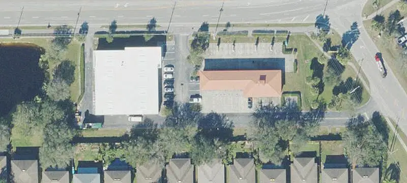 Freestanding Car Wash Facility