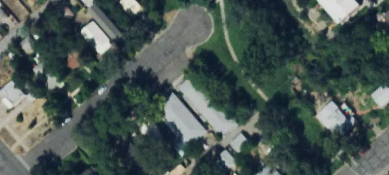7-Unit Apartment Building