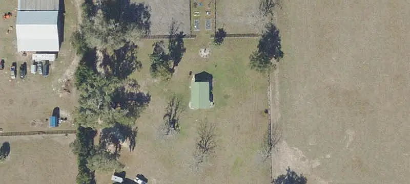 Equestrian Farm with Six-Stall Barn