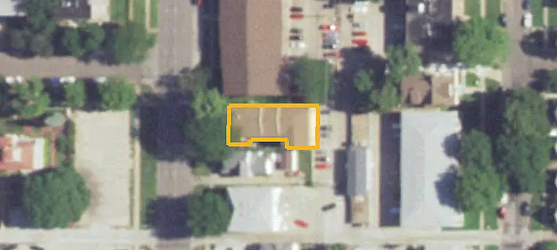 14-Unit Apartment Building