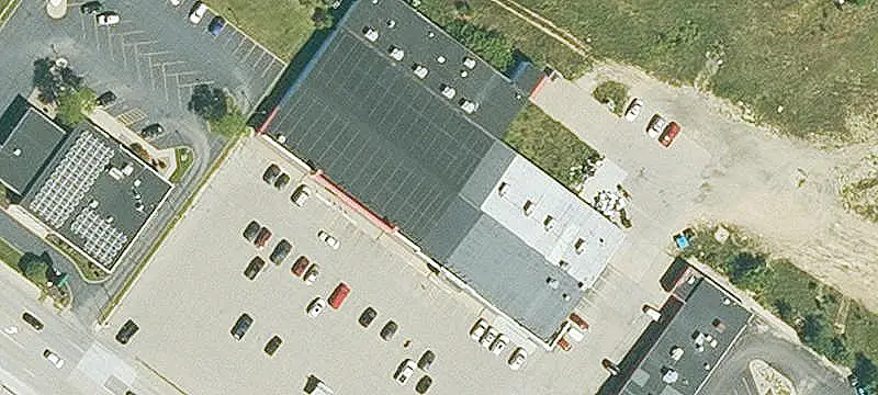 Multi-Tenant Shopping Center