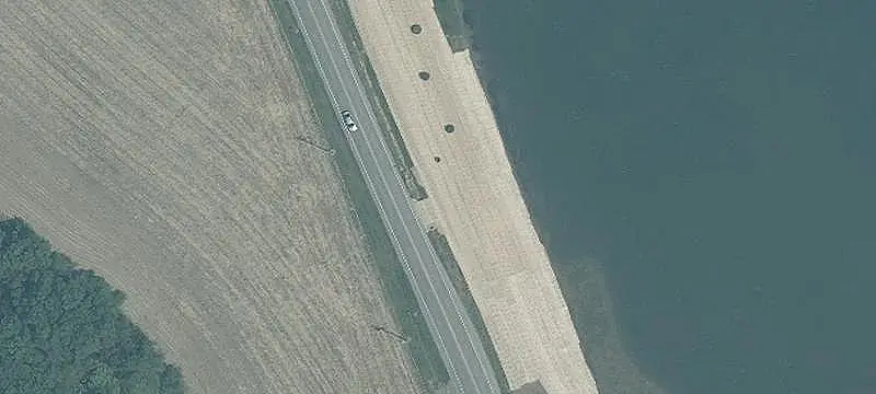 Cross-Dock Distribution Center