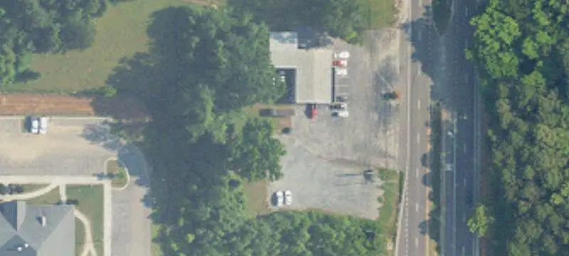 Automotive Property with Service Bays