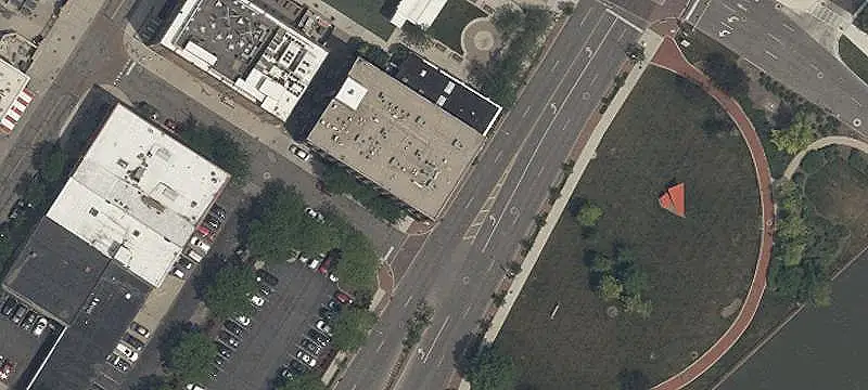 Mixed-Use Building With Apartments