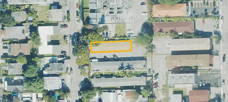 8-Unit Apartment Building with T5-R Zoning