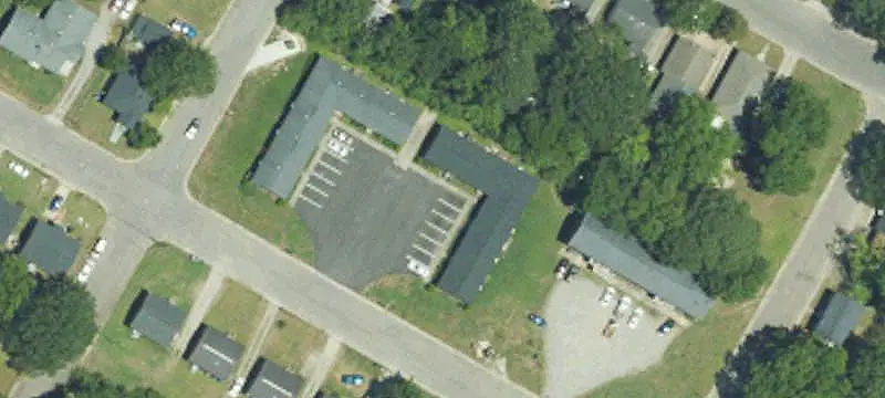 12-Unit Apartment Buildings
