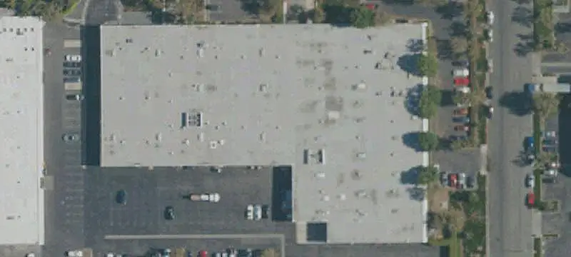 Distribution Center with Loading Doors