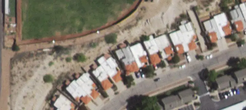Office Units with Side Yard