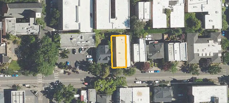 Vintage 15-Unit Apartment Building