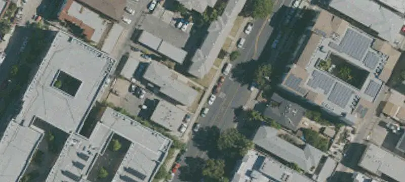 6-Unit Apartment Building
